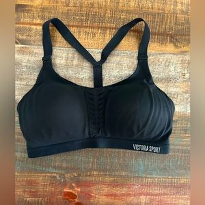 Victoria’s Secret Size Large Sports Bra